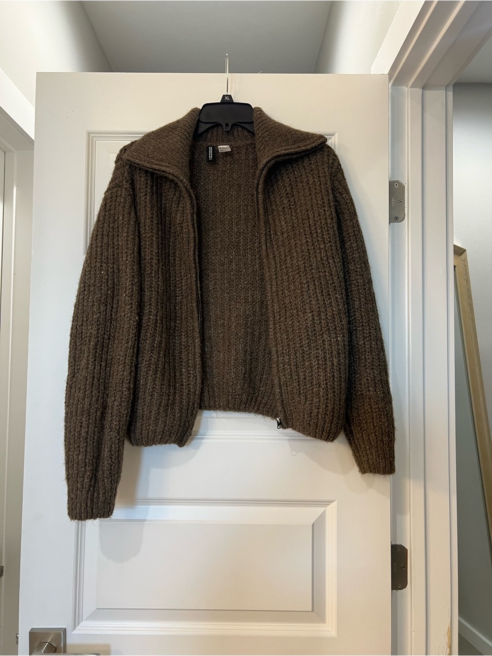 H&M Divided Brown Chunky Knit Full-Zip Cardigan Sweater Women’s Size 12 Large